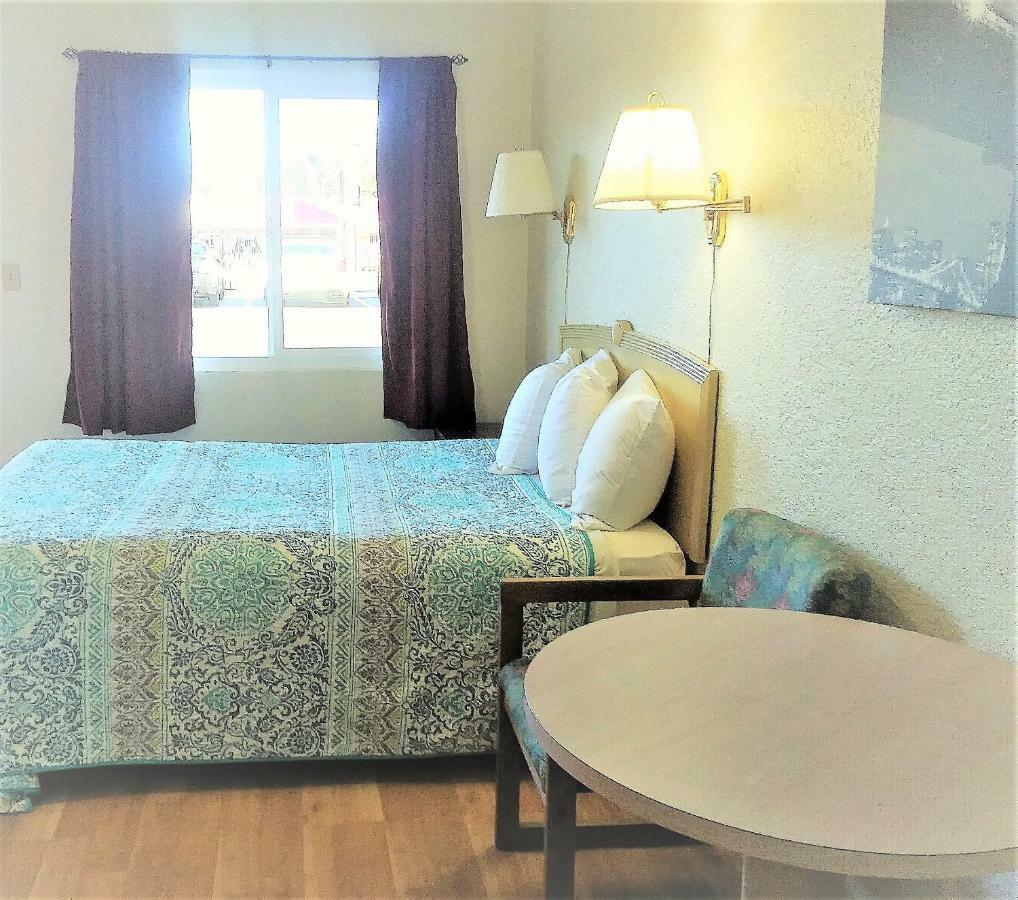 Fir Grove Motel Reedsport Esterno foto